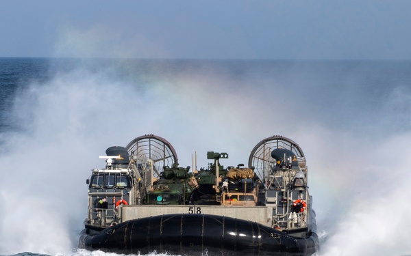 USS John P. Murtha LCAC Operations