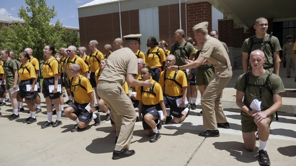 NROTC New Student Indoc 2019 - Instructor Pick Up