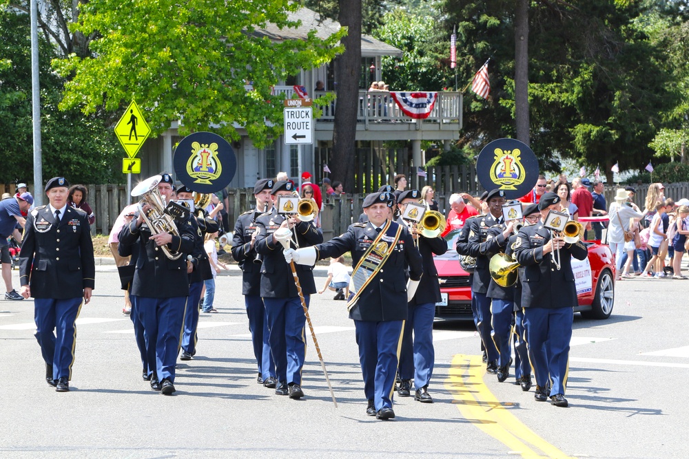 I Corps Soldiers march in Fourth of July parade