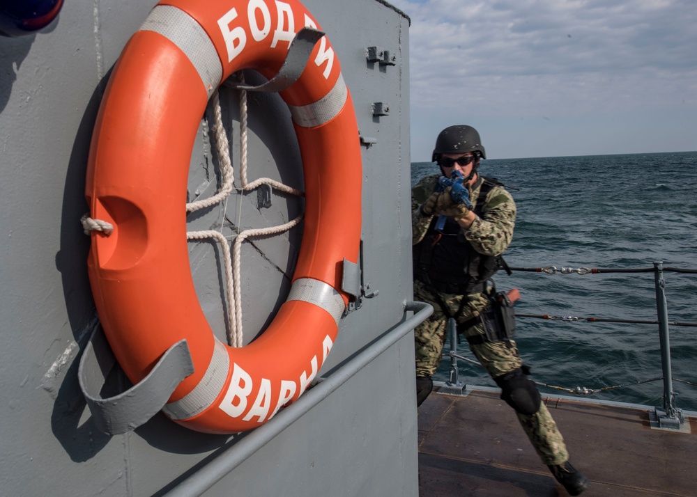 USS Carney (DDG 64)