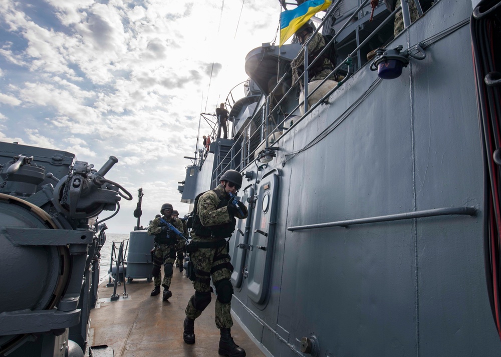 USS Carney (DDG 64)