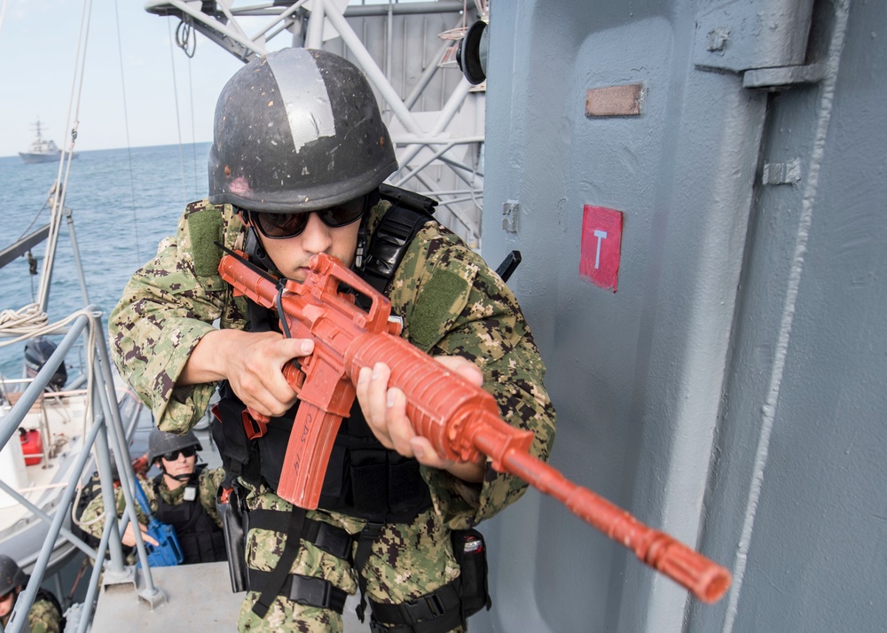 USS Carney (DDG 64)