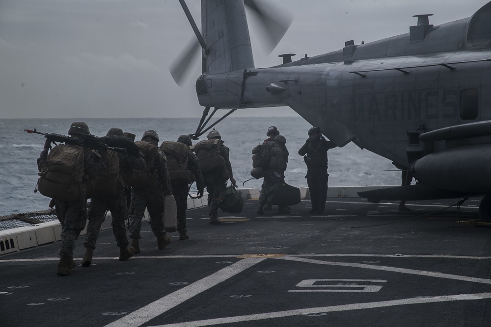 31st MEU conducts simulated embassy reinforcement