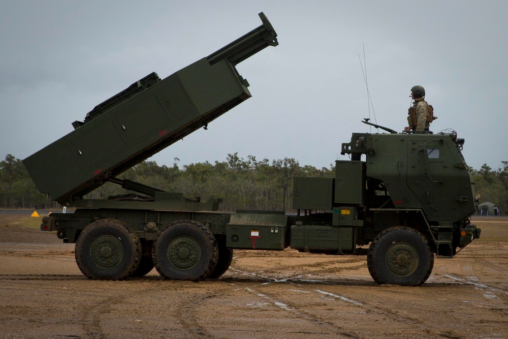 U.S. Marines, soldiers, and airmen conduct HIMARS rapid infiltration in Australia