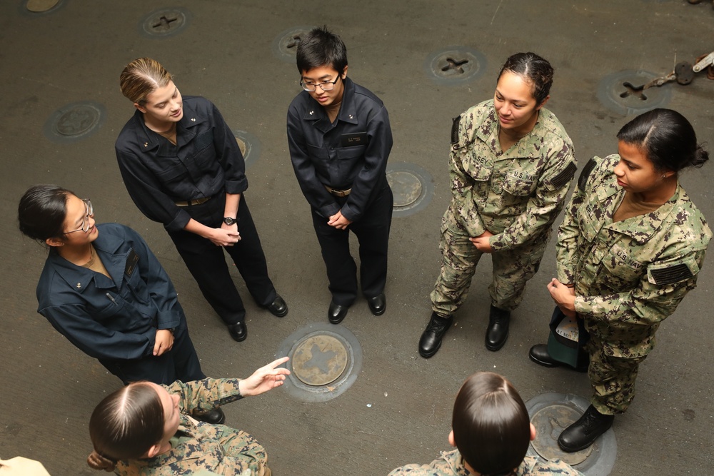 U.S. Naval Academy Midshipmen Visit USS KEARSARGE