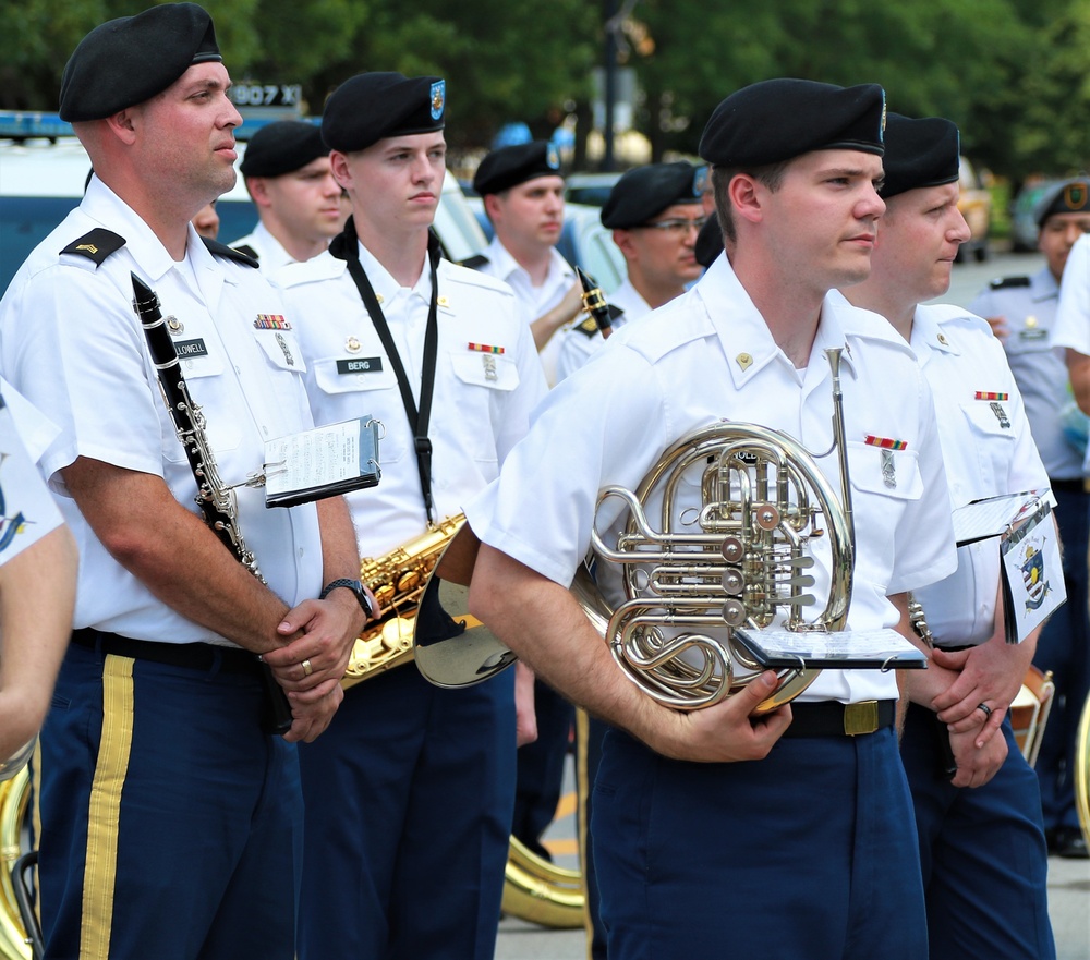 Monument Dedication Honors Illinois National Guard's Famed 8th Infantry Regiment