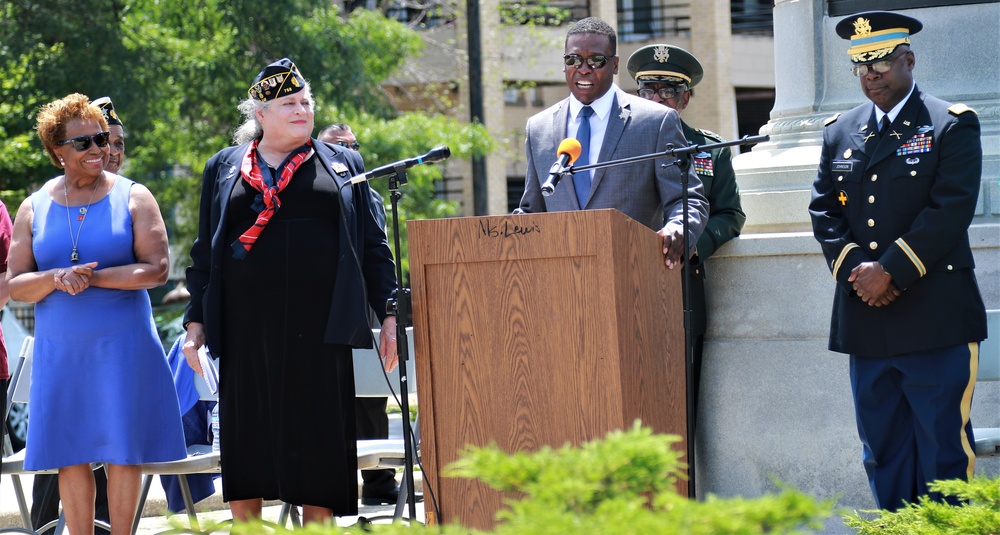 Monument Re-Dedication Honors Illinois National Guard's Famed 8th Infantry Regiment