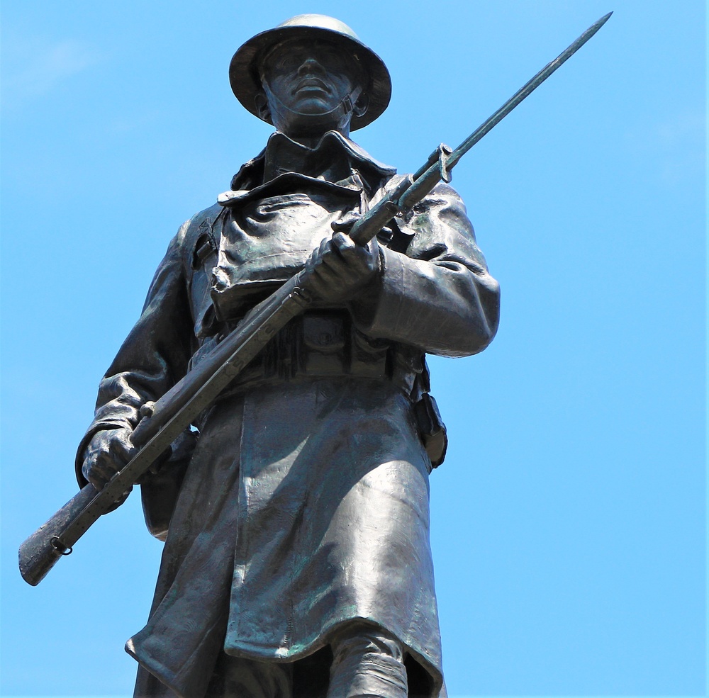 Monument Re-Dedication Honors Illinois National Guard's Famed 8th Infantry Regiment