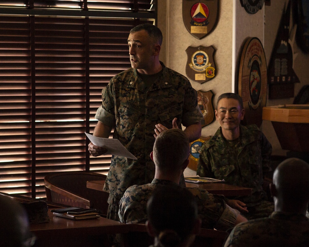 JGSDF Colonel Nakagawa speaks to MWSS-171 Officers