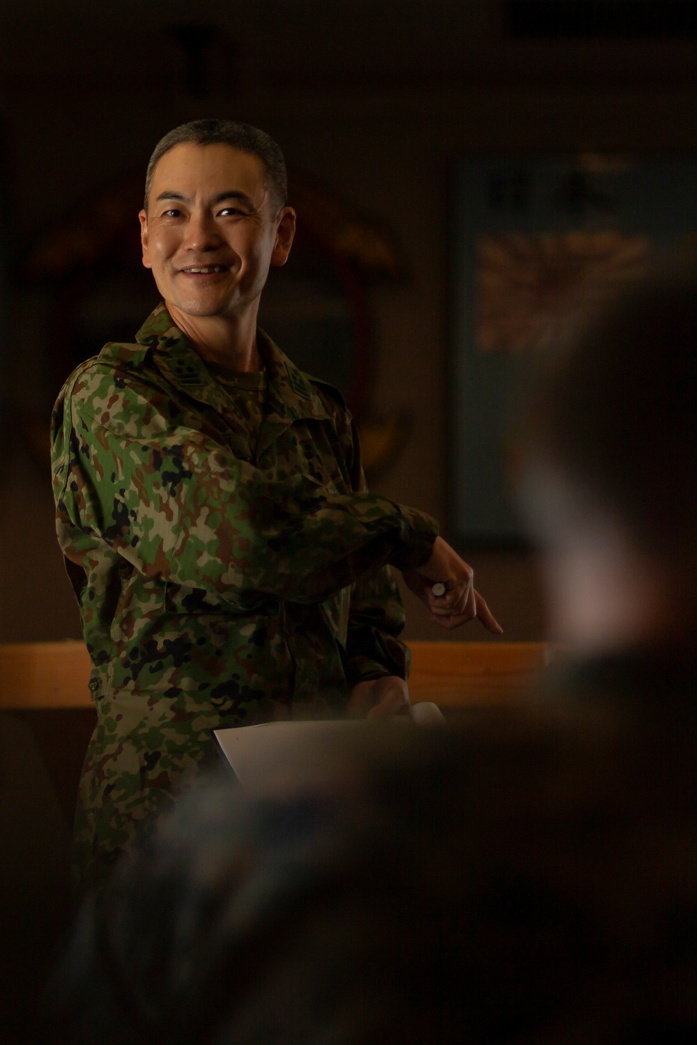 JGSDF Colonel Nakagawa speaks to MWSS-171 Officers