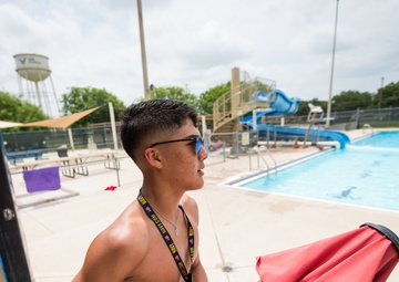 JBSA-Lackland lifeguards save Airman
