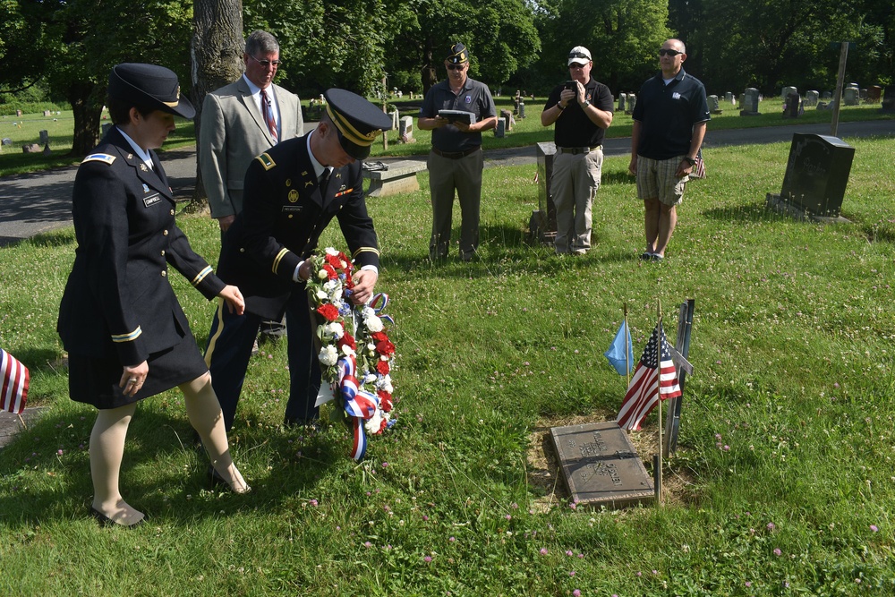 DVIDS - News - National Guard Soldiers Remember Medal of Honor 