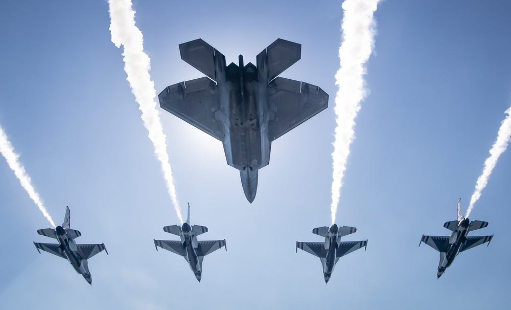 Thunderbirds fly over Michigan