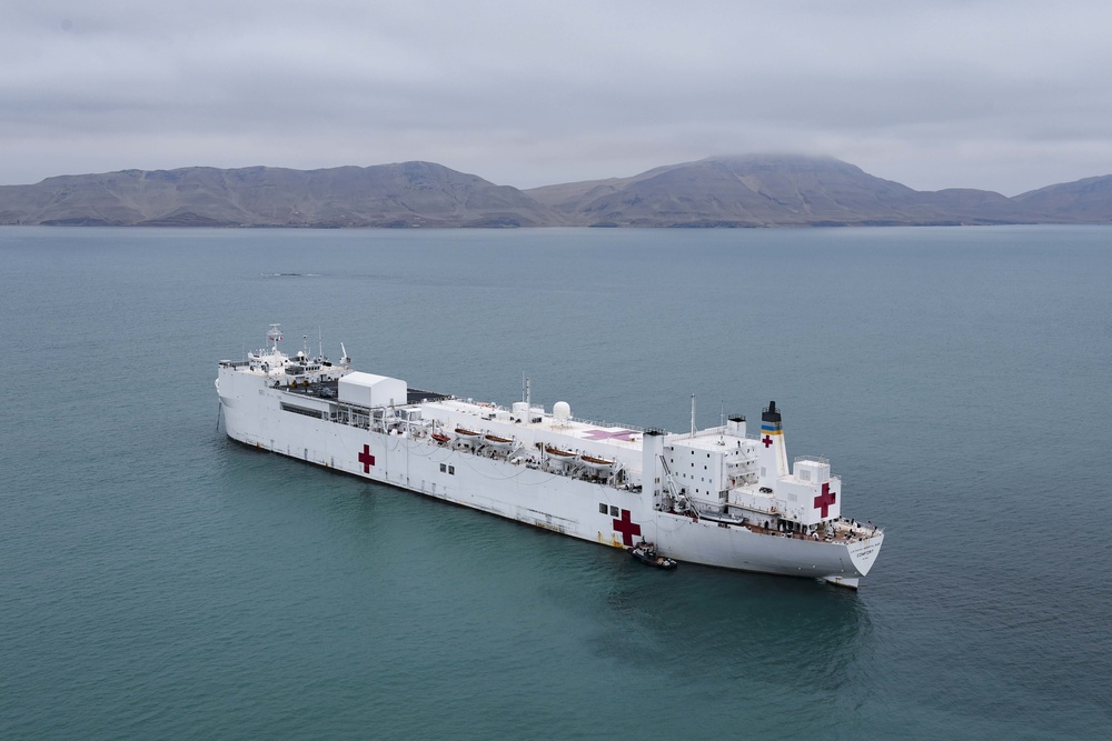 USNS Comfort arrives in Peru