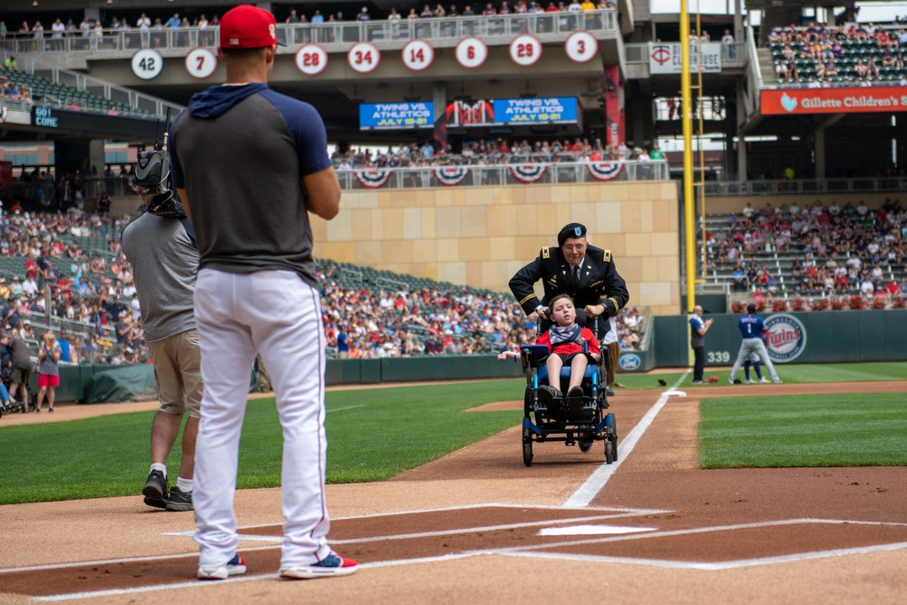 Minnesota Twins Armed Forces Appreciation Day 2019