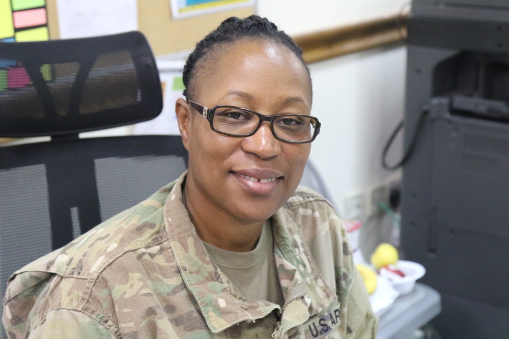 DVIDS - Images - Hometown Hero: SFC Vanessa Chambers