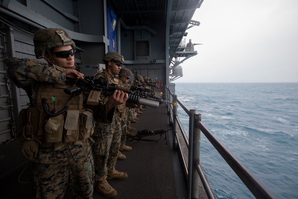 BLT Marines conduct Tactical Recovery of Aircraft and Personnel training aboard the amphibious assault ship USS Wasp (LHD) 1