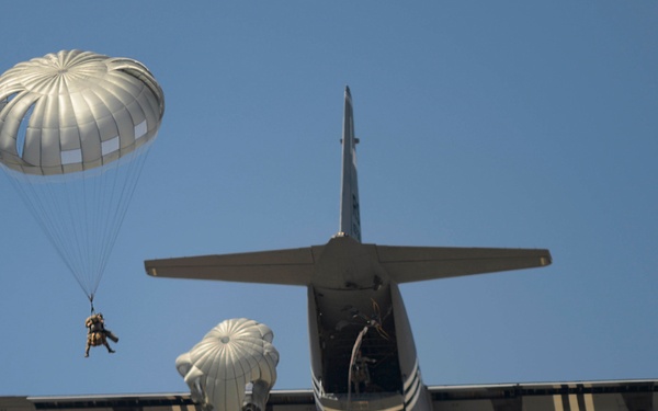 435th AGOW and 16th SB parachute over Ramstein