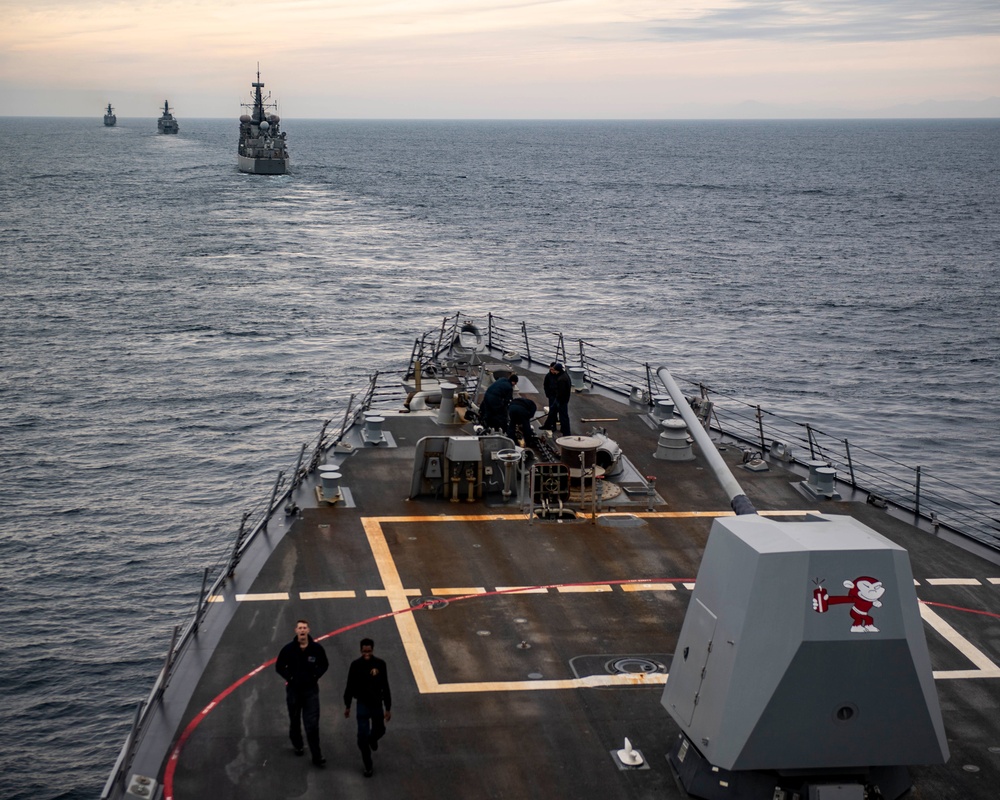 USS Michael Murphy and Chilean Navy Begin Teamwork South Exercise