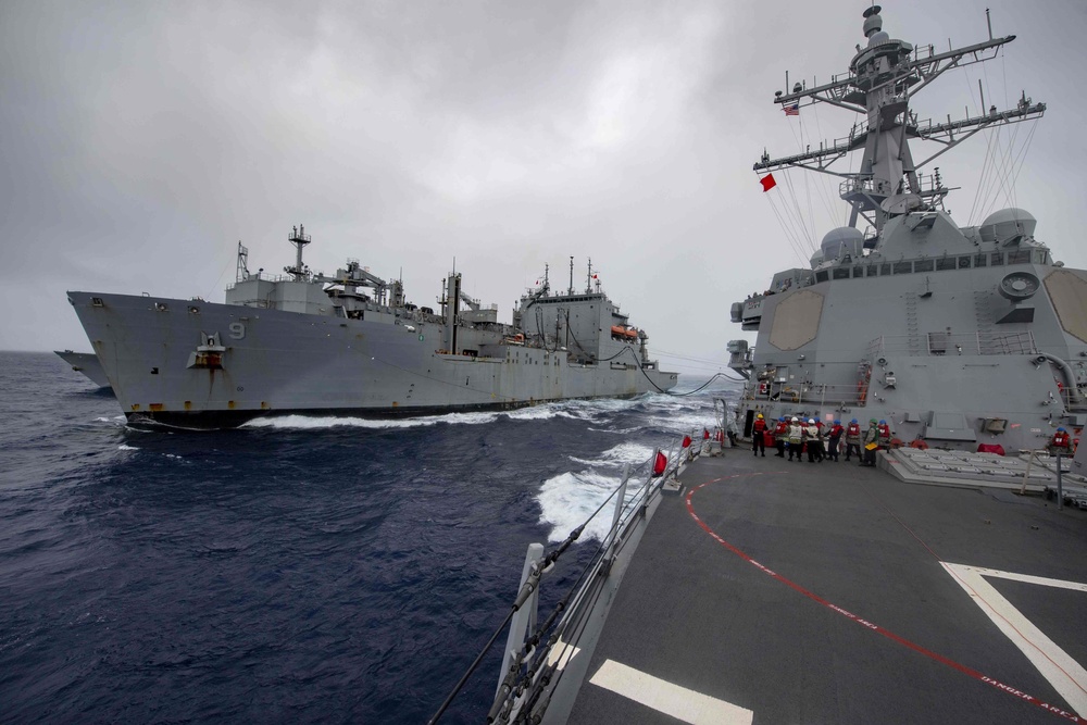 DVIDS - Images - USS McCampbell replenishment-at-sea [Image 5 of 5]