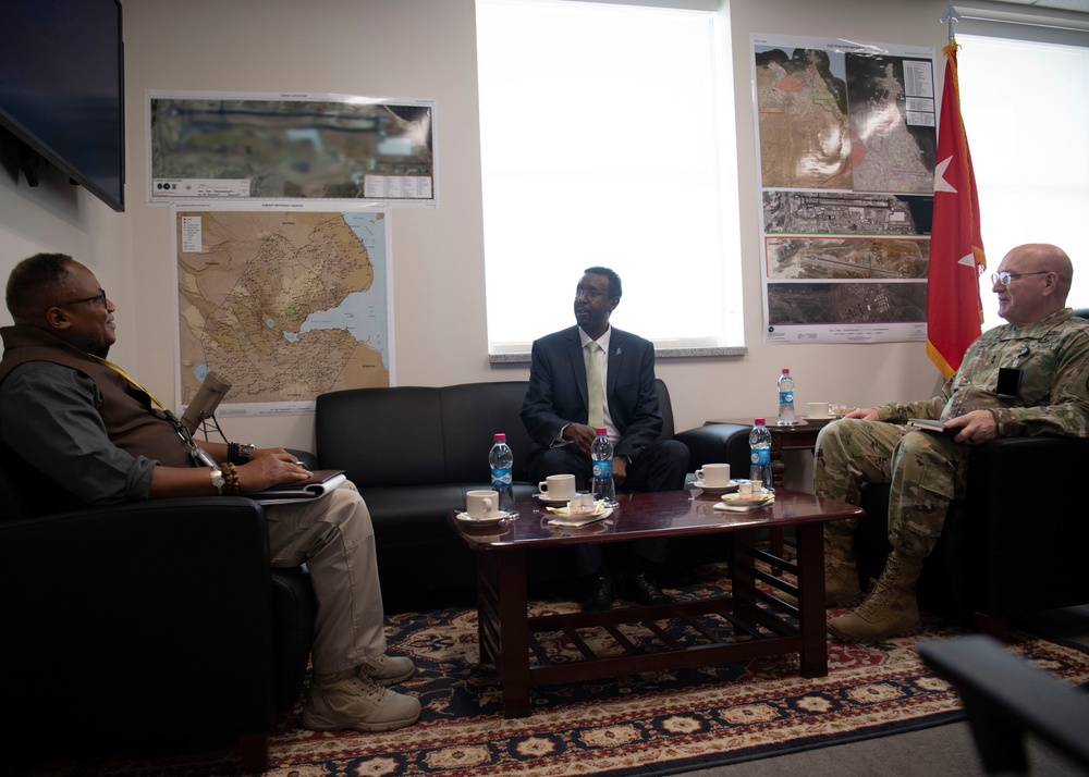 Somalia ambassador to Djibouti meets Combined Joint Task Force-Horn of Africa