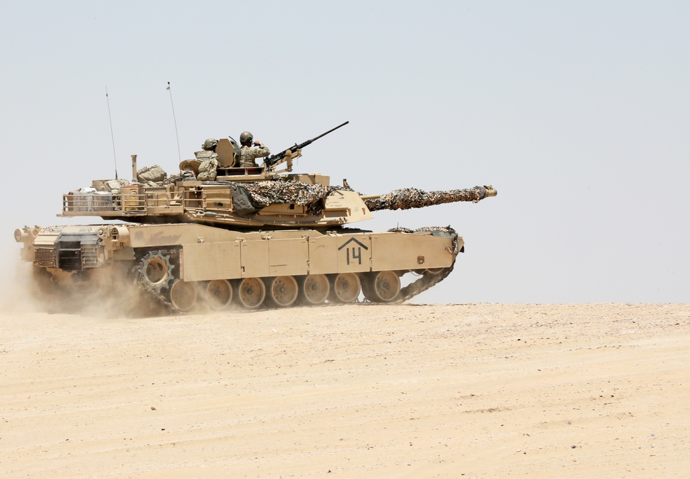 U.S., Kuwait Leaders Observe Inaugural Live Fire Demonstration