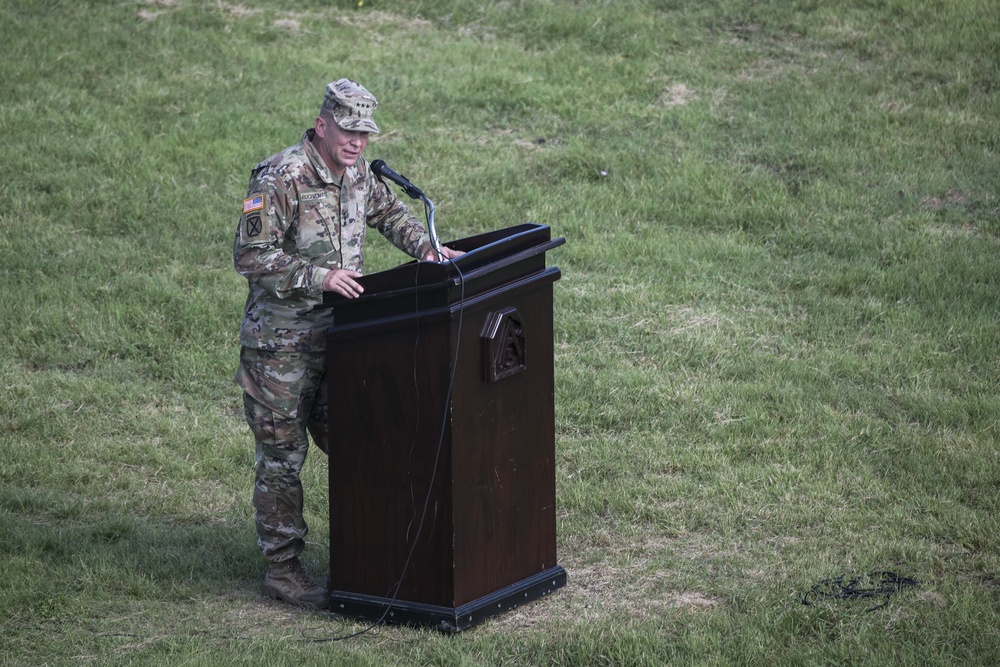 Lt. Gen. Laura J. Richardson takes command of U.S. Army North