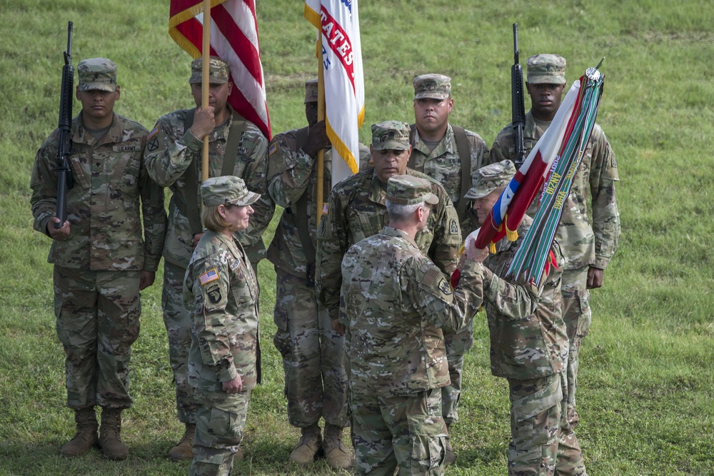 Lt. Gen. Laura J. Richardson takes command of U.S. Army North