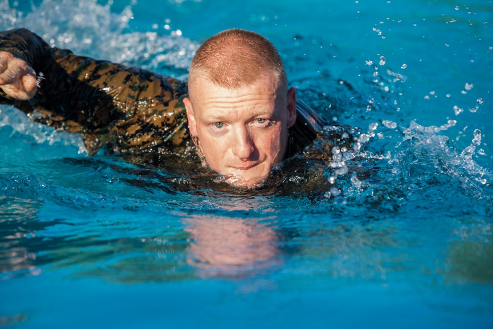 DVIDS - Images - MCAS Yuma Marines Conduct Swim Qualifications [Image ...