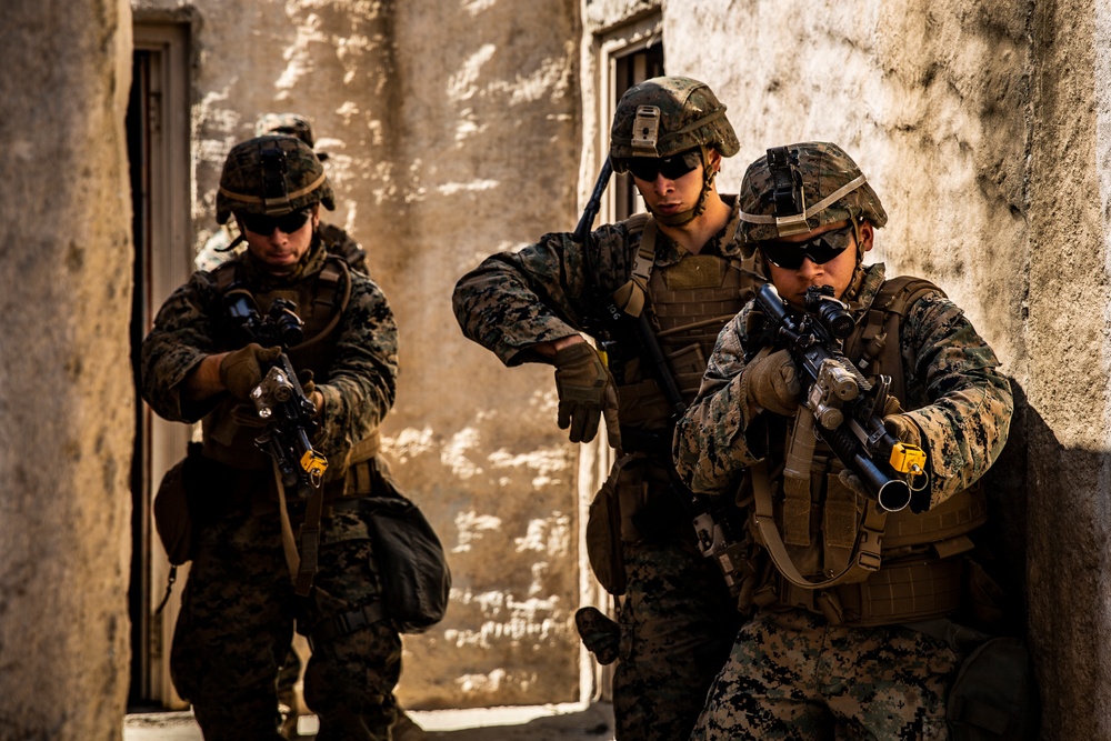 2/4 Marines conduct training at the Infantry Immersion Trainer