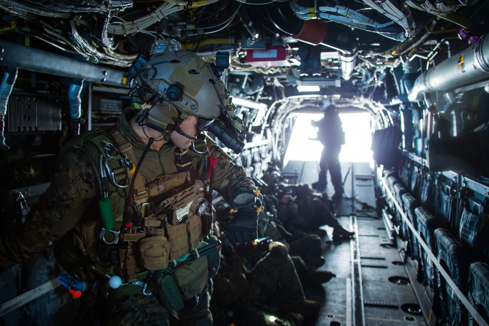 31st MEU Marines conduct HALO insert into Shoalwater Bay Training Area