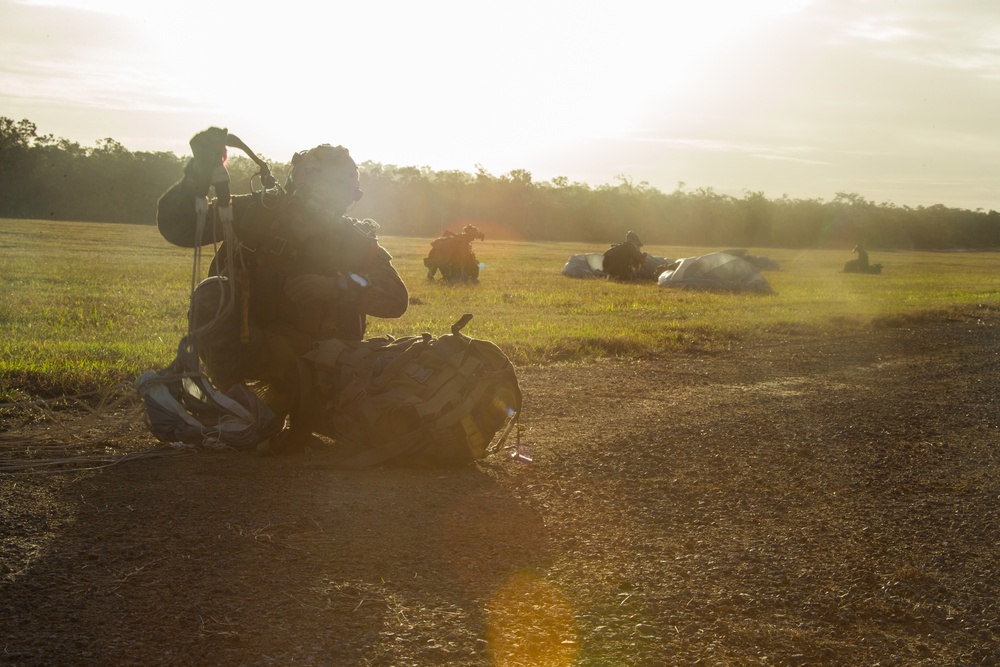 31st MEU Marines conduct HALO insert into Shoalwater Bay Training Area