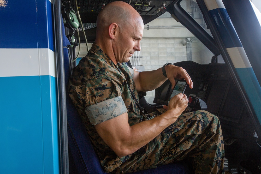 Leaders of MWHS-1 tour Japan Coast Guard