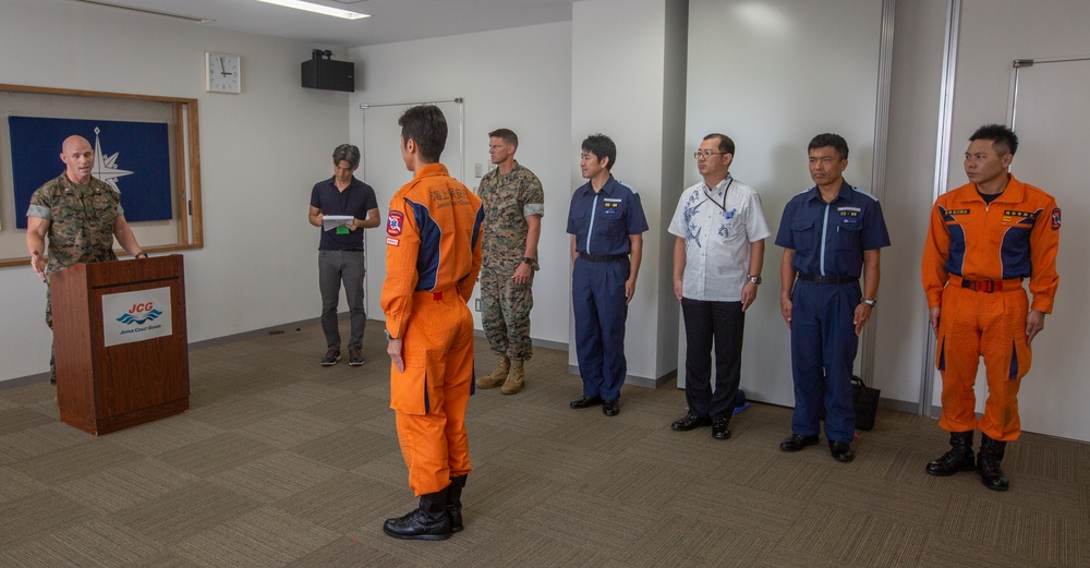 Leaders of MWHS-1 tour Japan Coast Guard