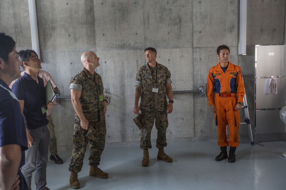 Leaders of MWHS-1 tour Japan Coast Guard