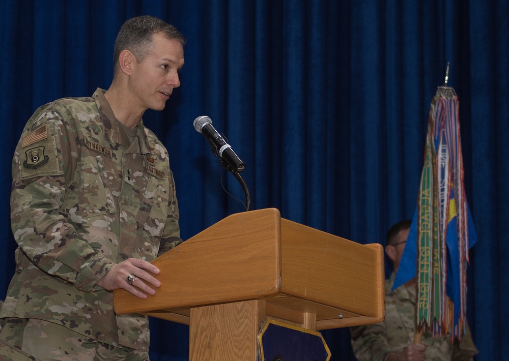 The 386th welcomes new commander