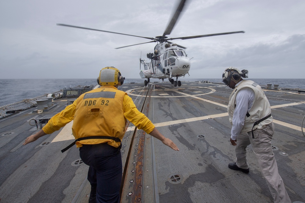 USS MOMSEN Conducts Replenishment-at-Sea