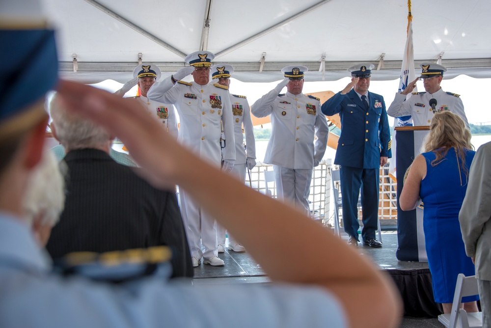 Coast Guard Cutter Hamilton holds change of command ceremony