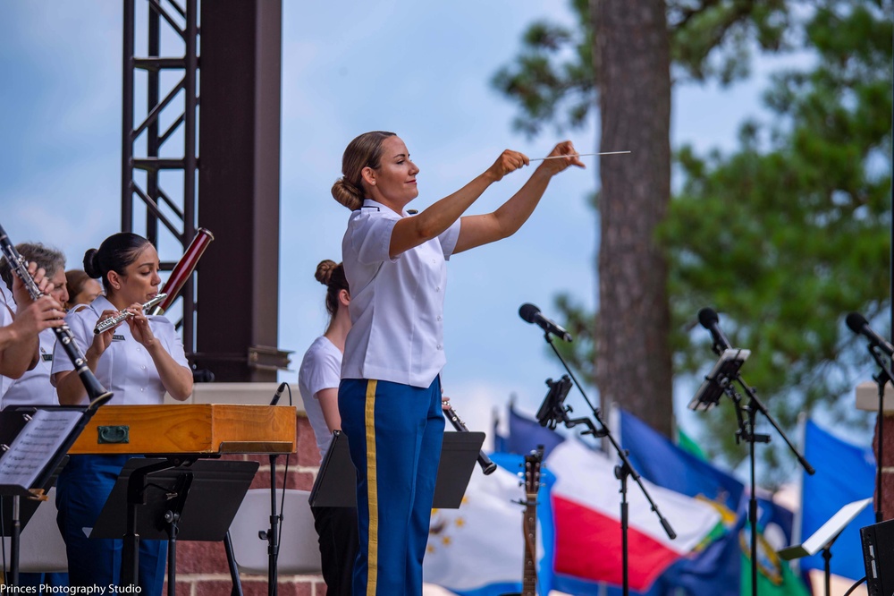 TRADOC Band celebrates Army birthday with community concert