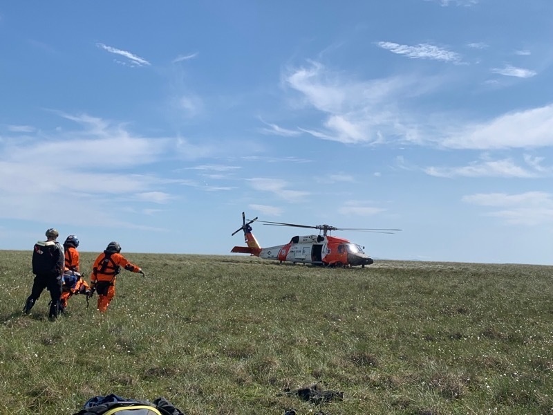 Coast Guard aircrews conduct simulated Arctic plane crash response north of Kotzebue, Alaska