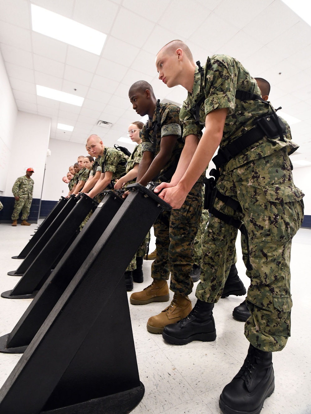 DVIDS - Images - NROTC New Student Indoc - Simulated Arms Marksmanship ...