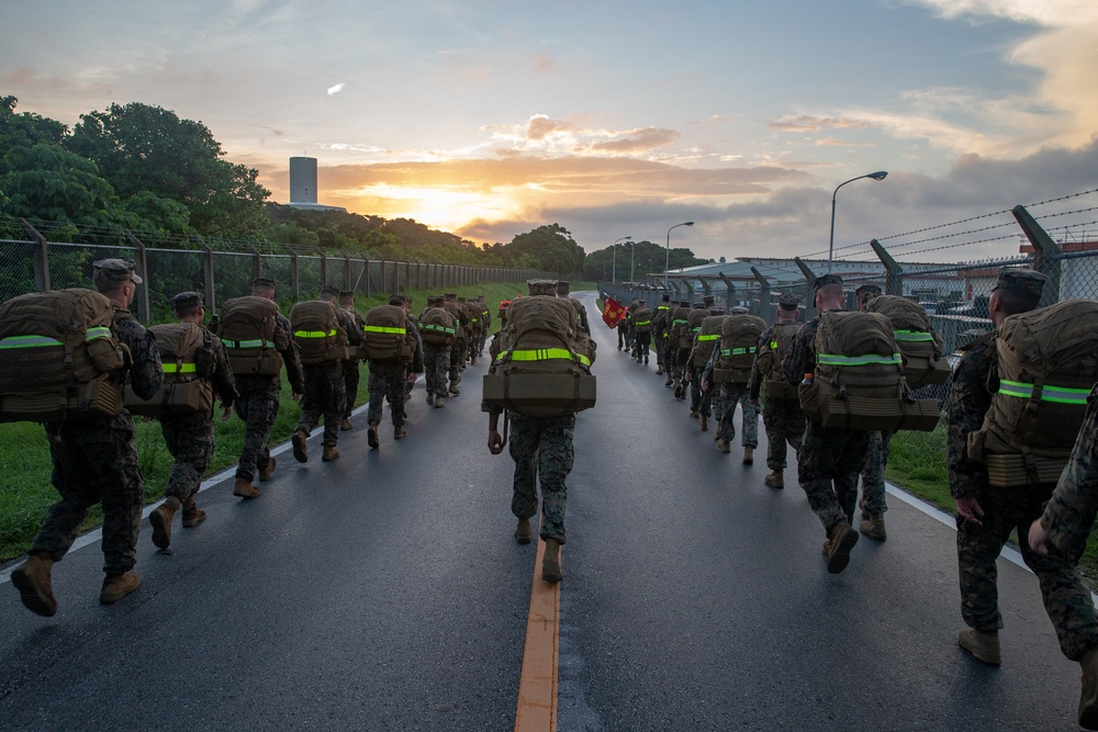 Keep Stepping: 12th Marines conducts 10K hike