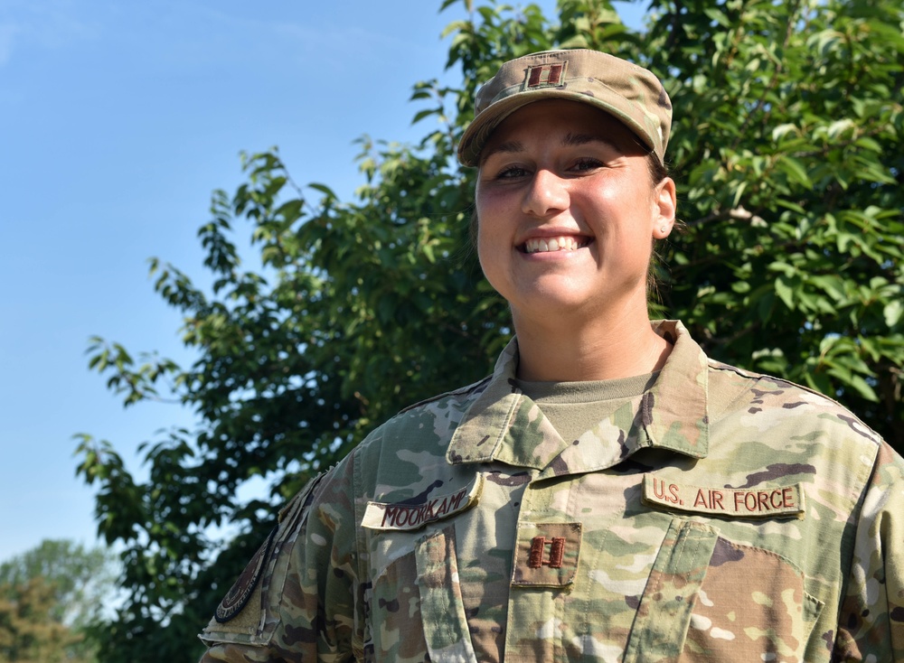 JBLE officers selected for Thunderbirds