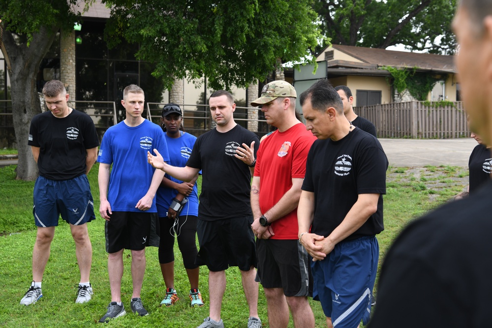 Port Dawgs hold annual remembrance run for fallen
