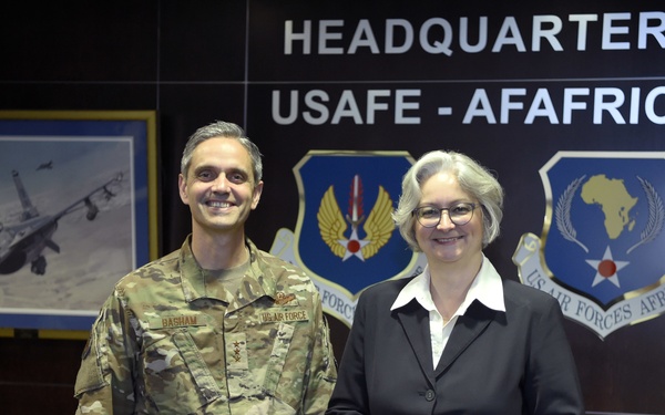 Chief of the German MOD's Infrastructure, Environment and Services Division visits USAFE - AFAFRICA HQ