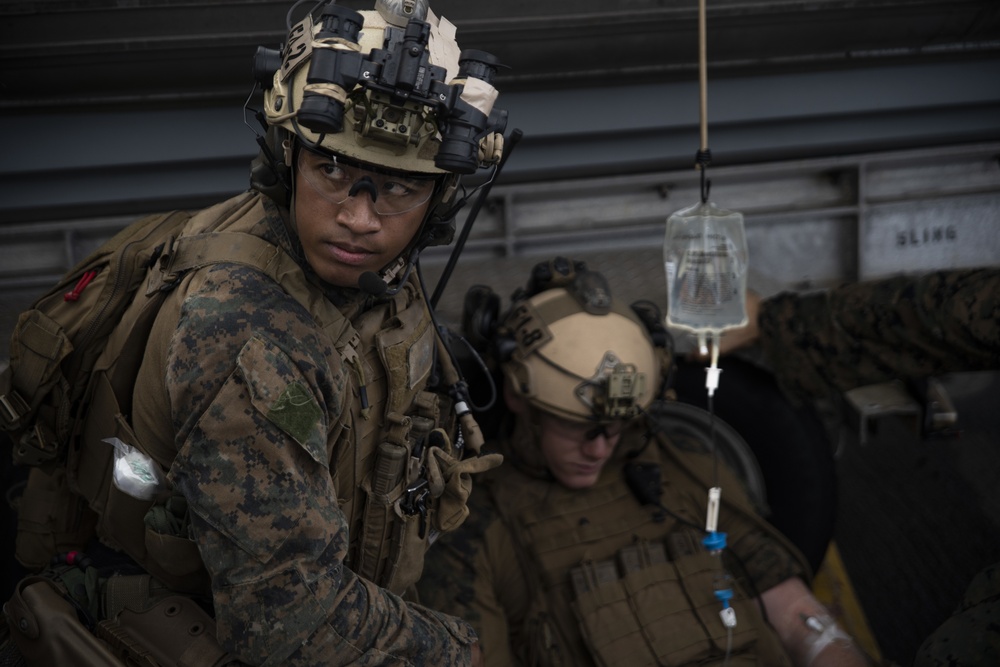 31st MEU Force Reconnaissance Marines execute visit, board, search and seizure aboard USS Ashland