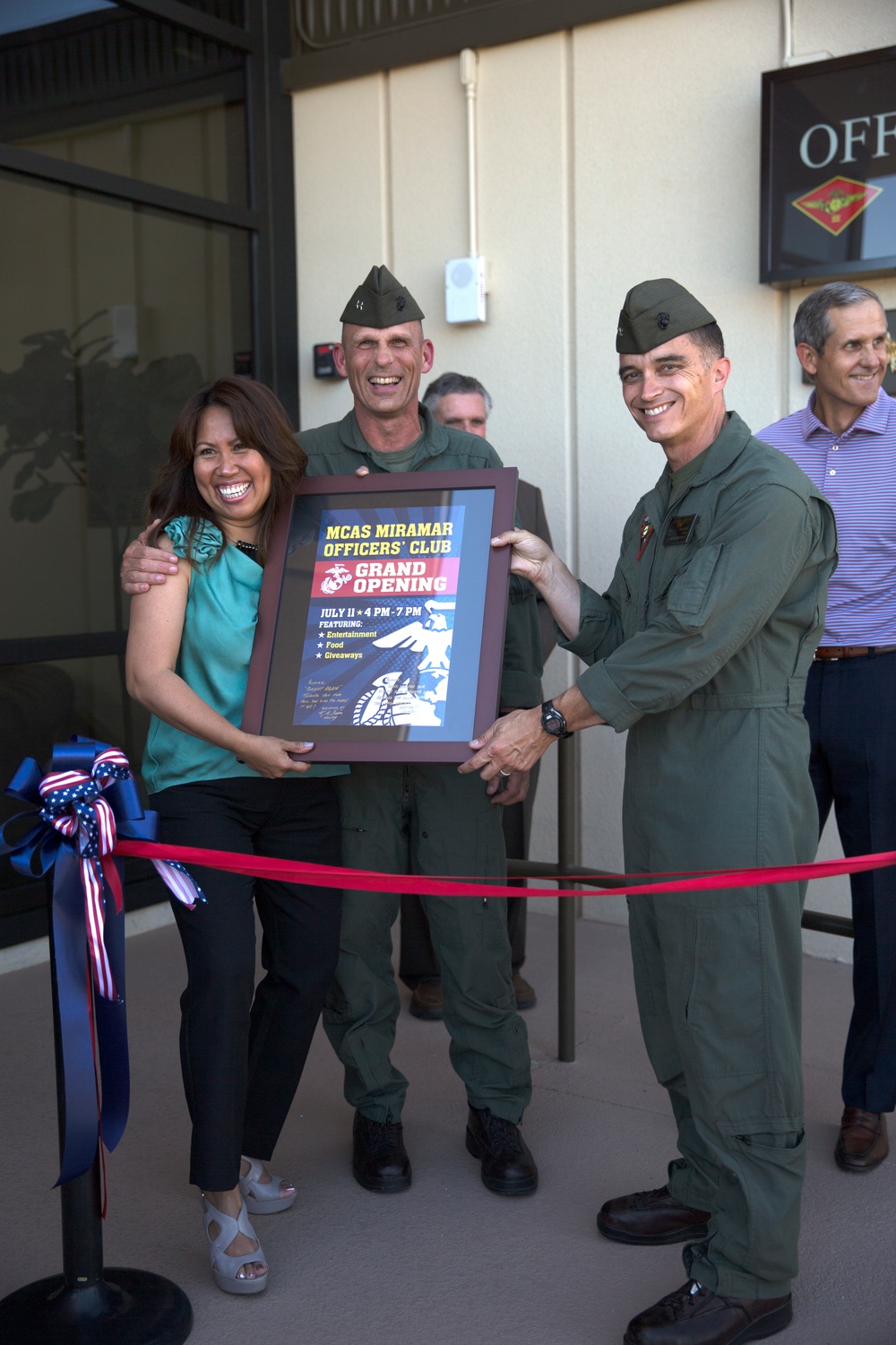 Cut the ribbon: MCAS Miramar Officers’ Club grand opening