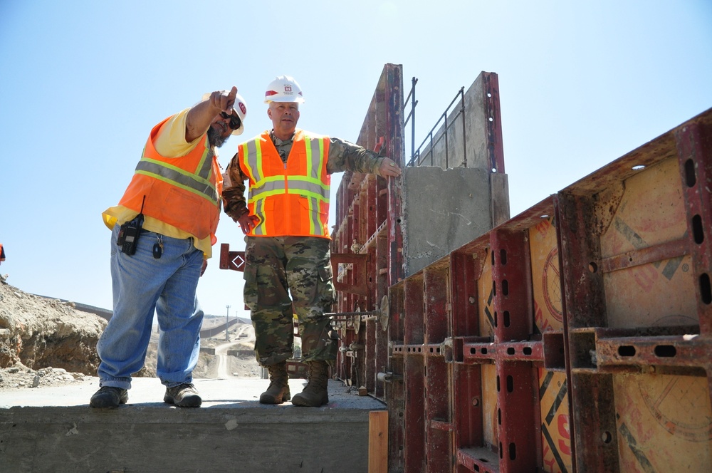 USACE Chief Visits San Diego Border Sector Construction