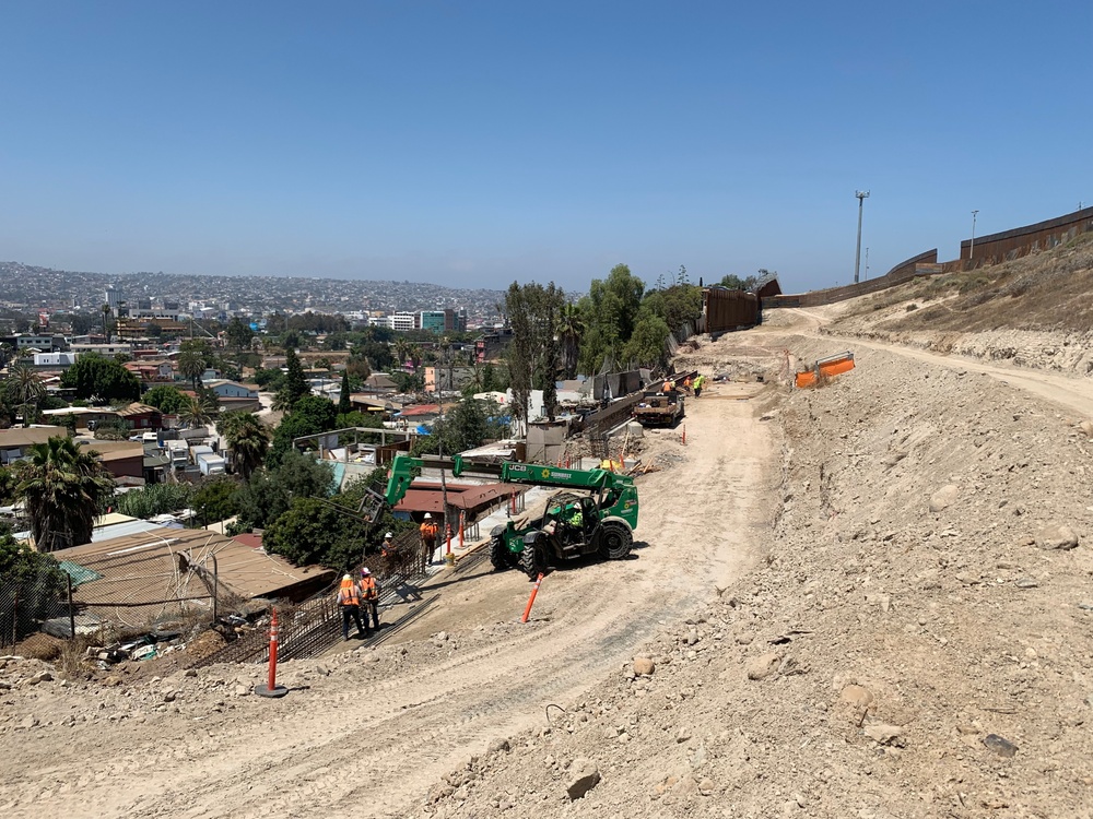 USACE Chief Visits San Diego Border Sector Construction