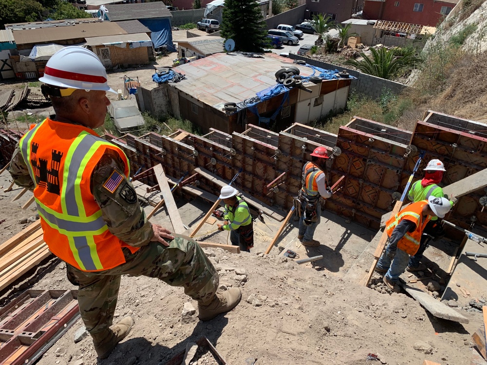 USACE Chief Visits San Diego Border Sector Construction